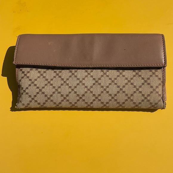 Authentic Gucci wallet on chain - Picture 5 of 15